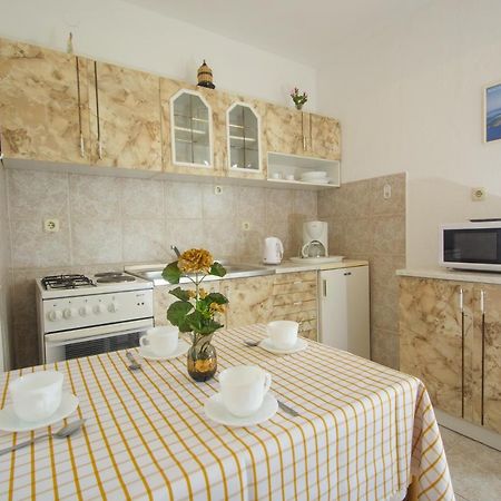Apartments By The Sea Rogoznica - 12995 Exterior photo