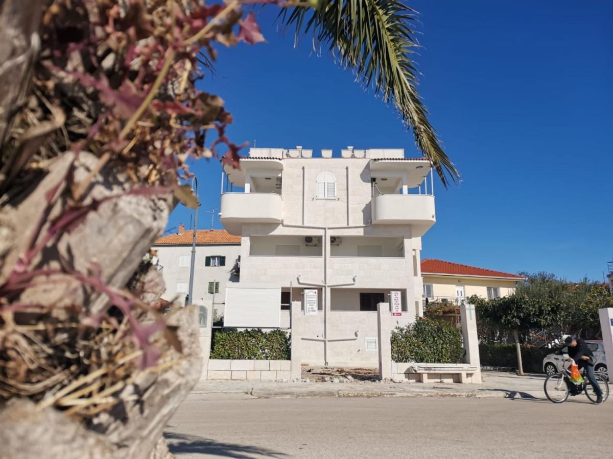 Apartments By The Sea Rogoznica - 12995 Exterior photo