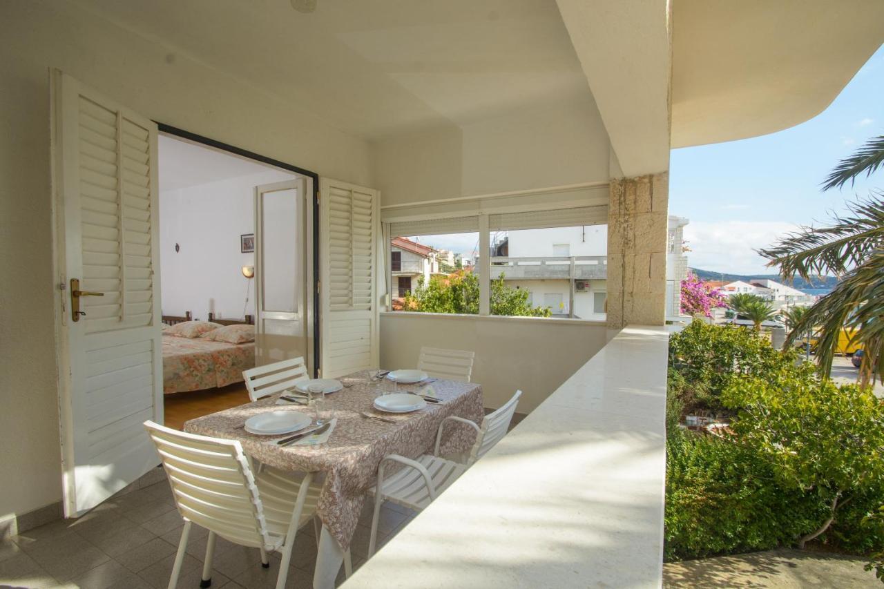 Apartments By The Sea Rogoznica - 12995 Exterior photo